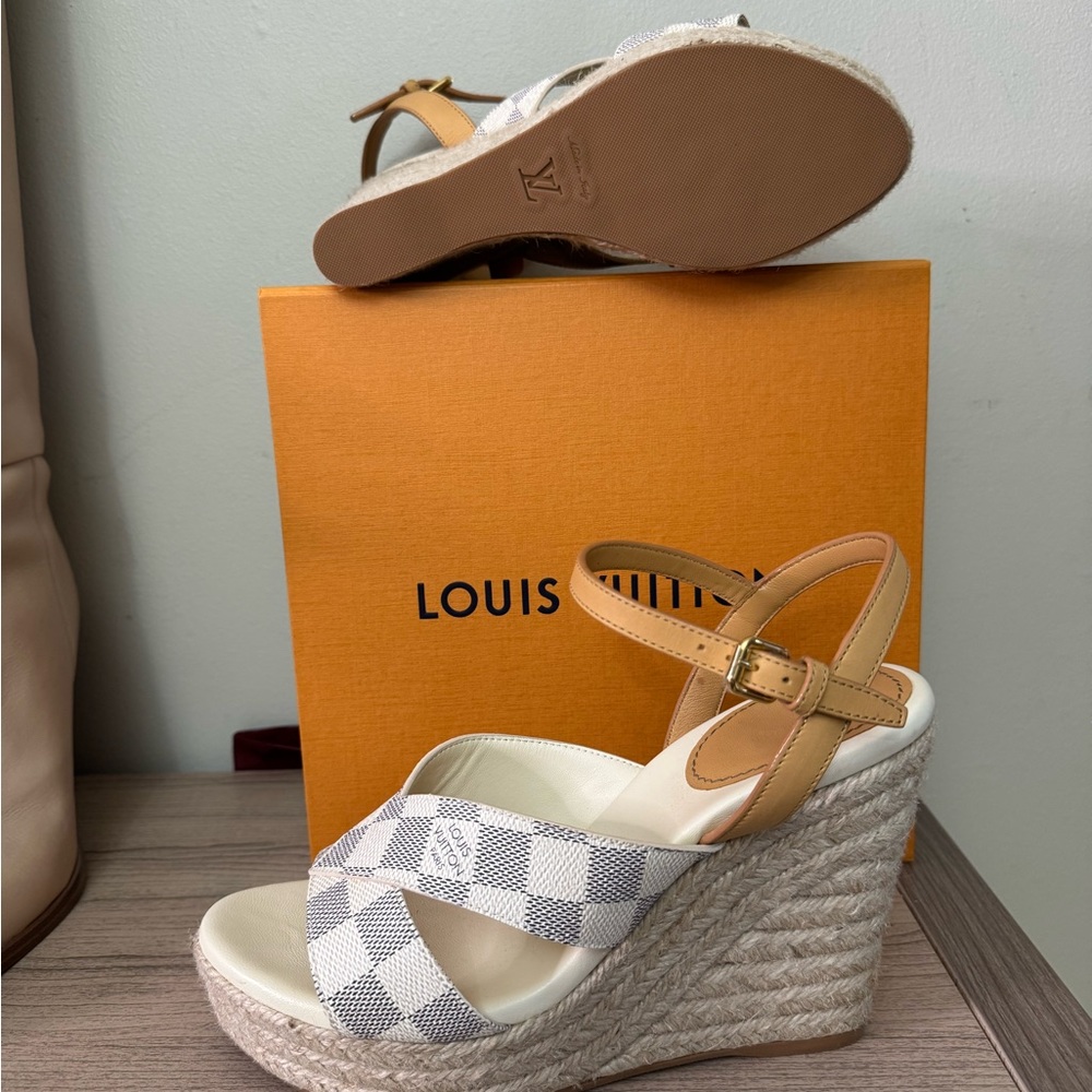 Louis Vuitton Checkered Beige and White Wedges